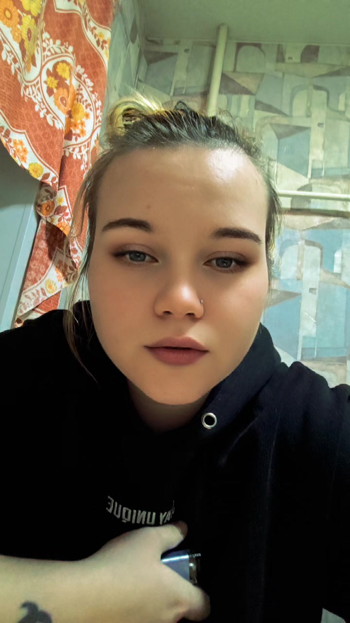 @Лиза