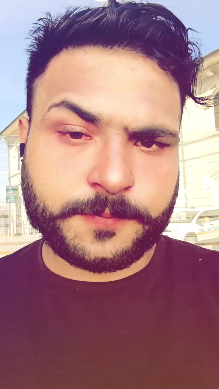 @Meeran Dar 🇮🇹