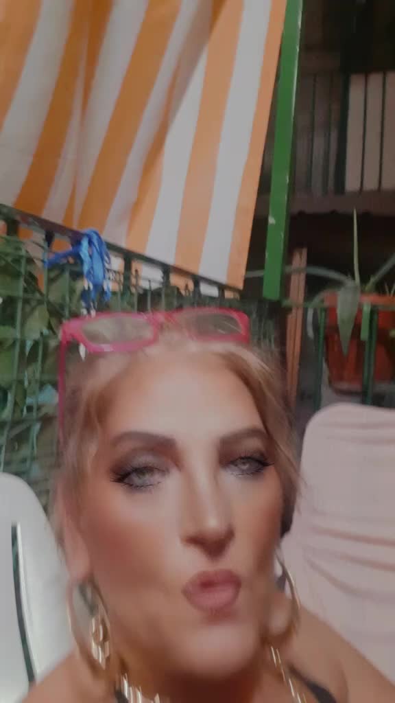 @Anna Esposito