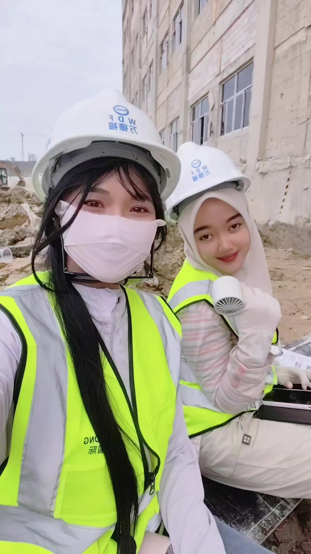 @Ni Ni (RINI)