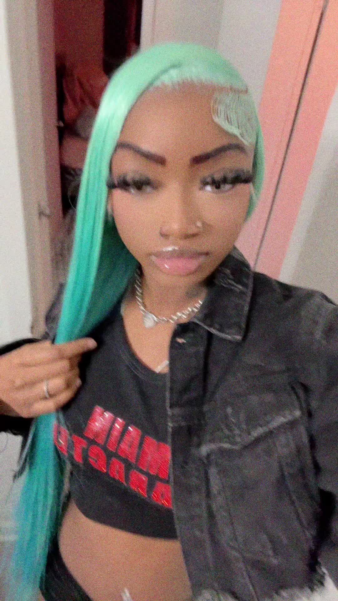 @Eashaa🦋