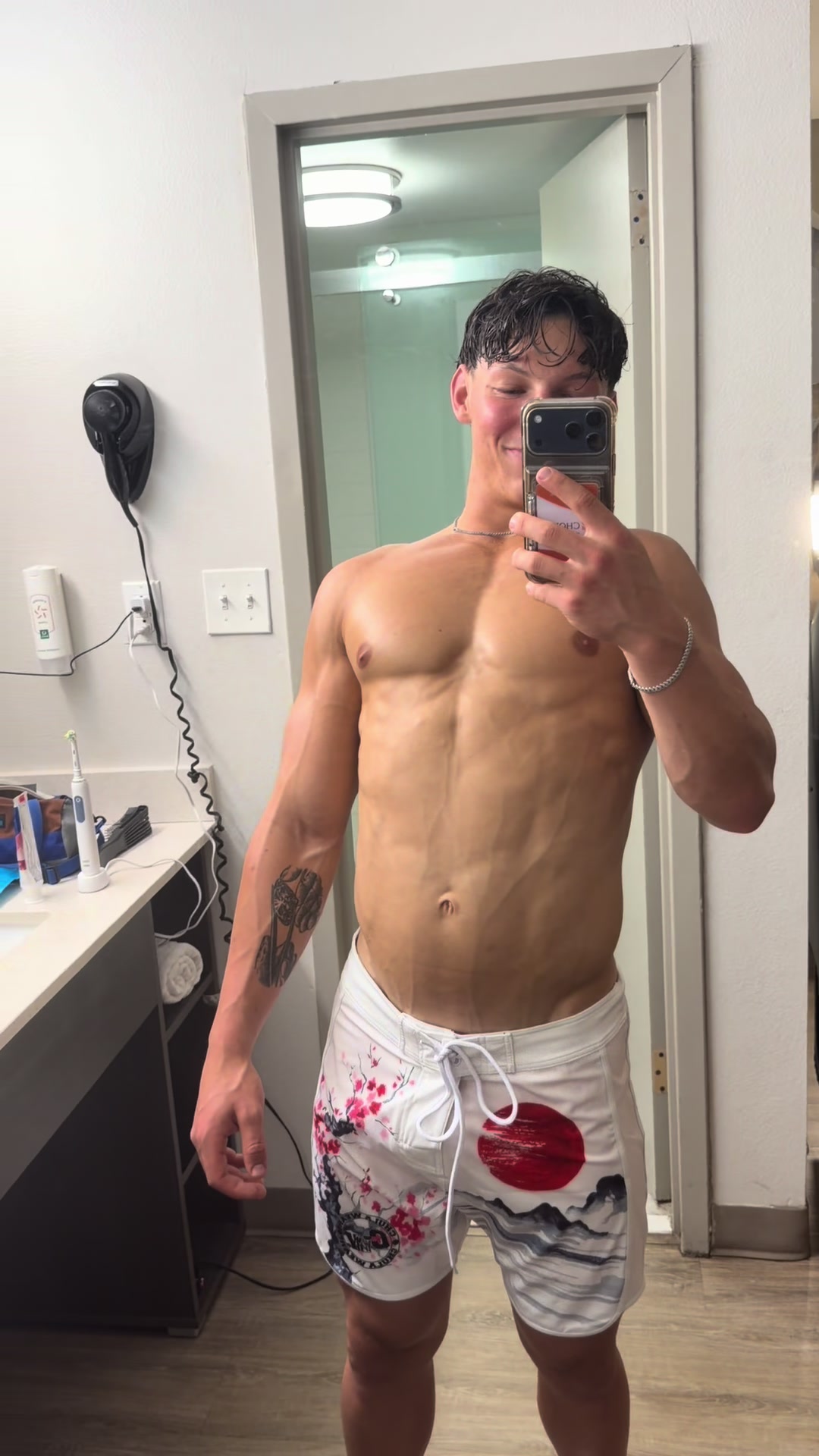 @Joshed_fitness