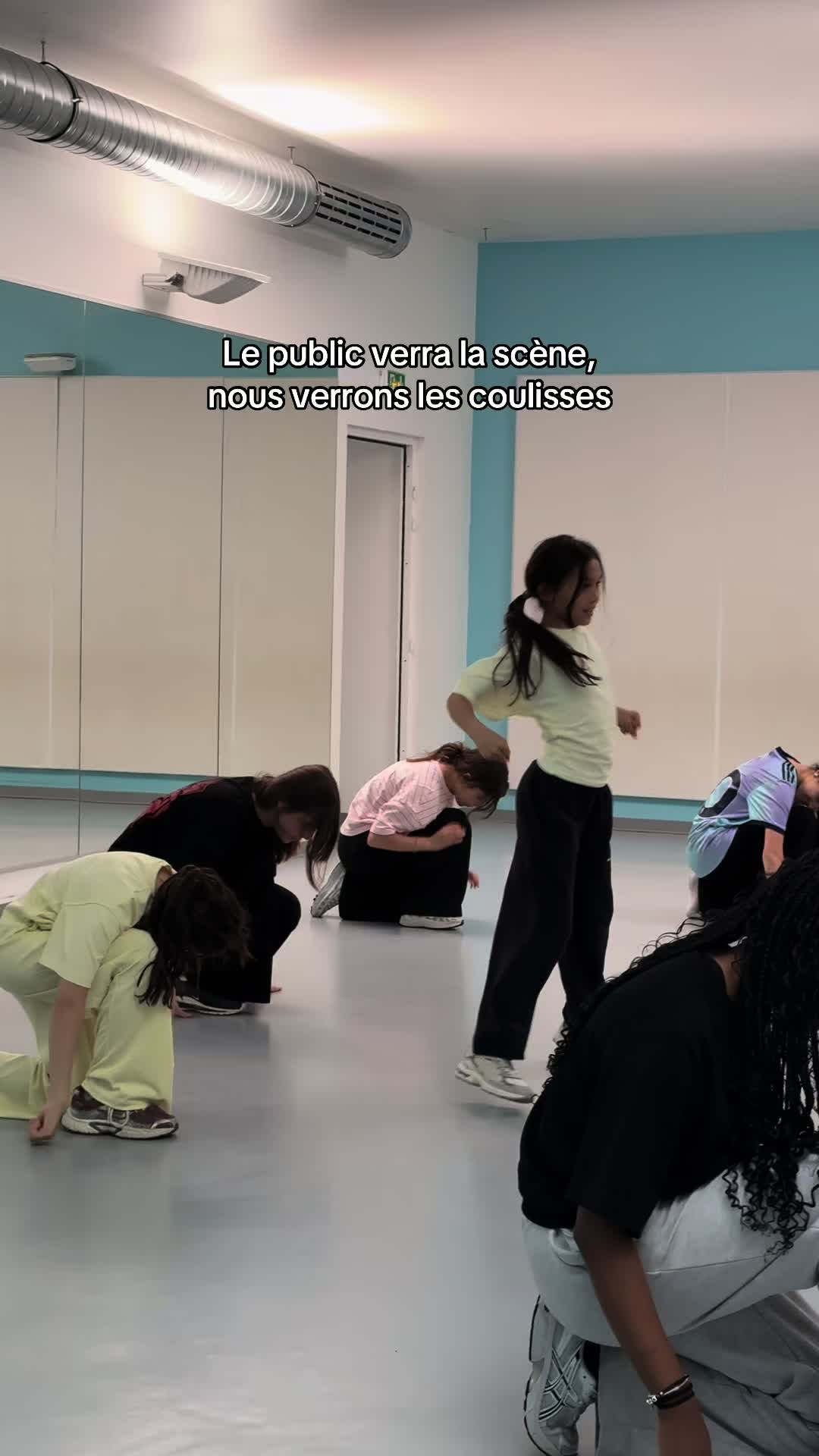@NEEDS DANCE CREW