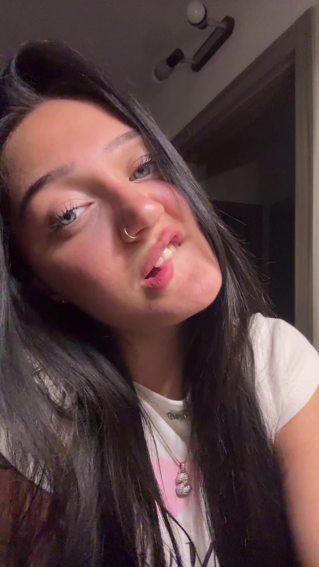@stillthatsara
