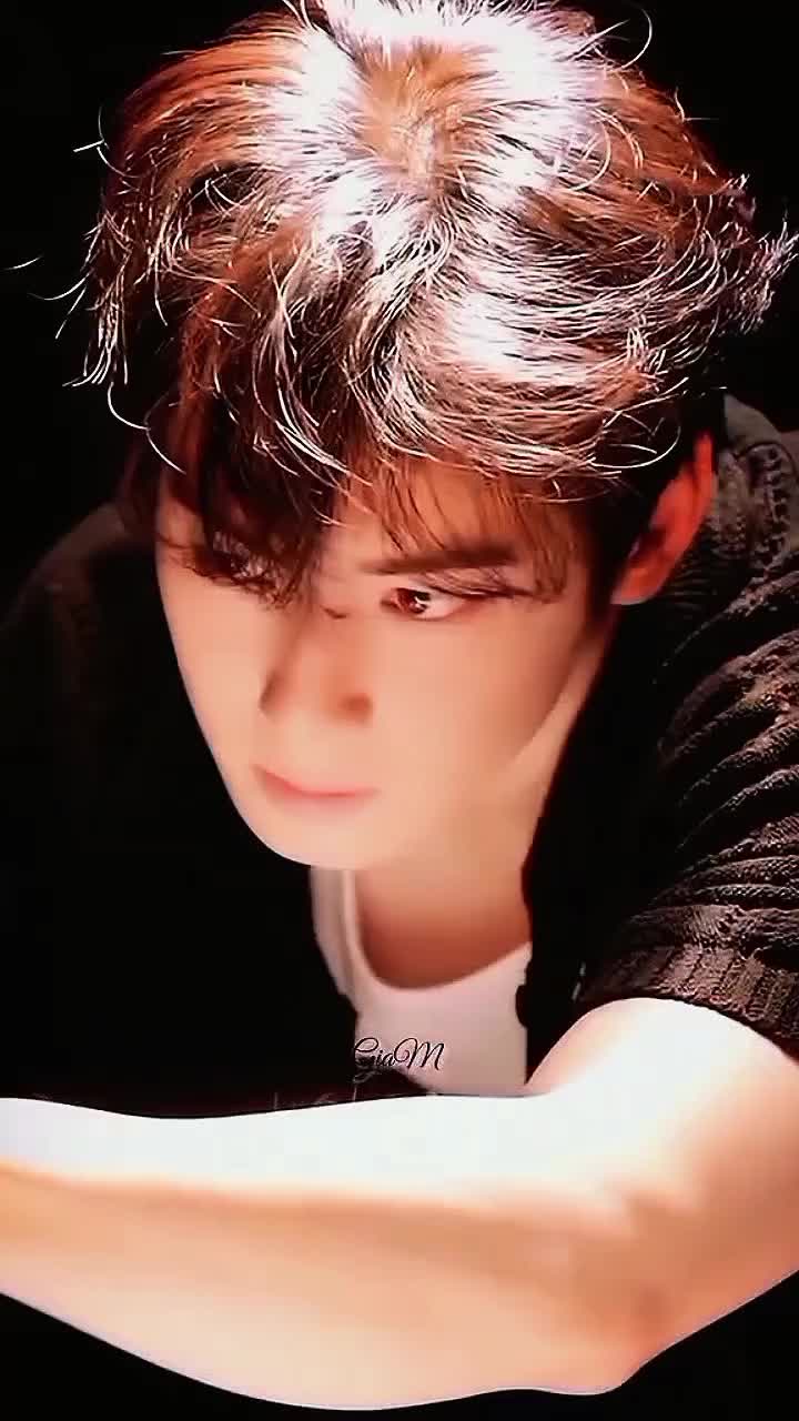 @Cha_Eunwoo_Portugal