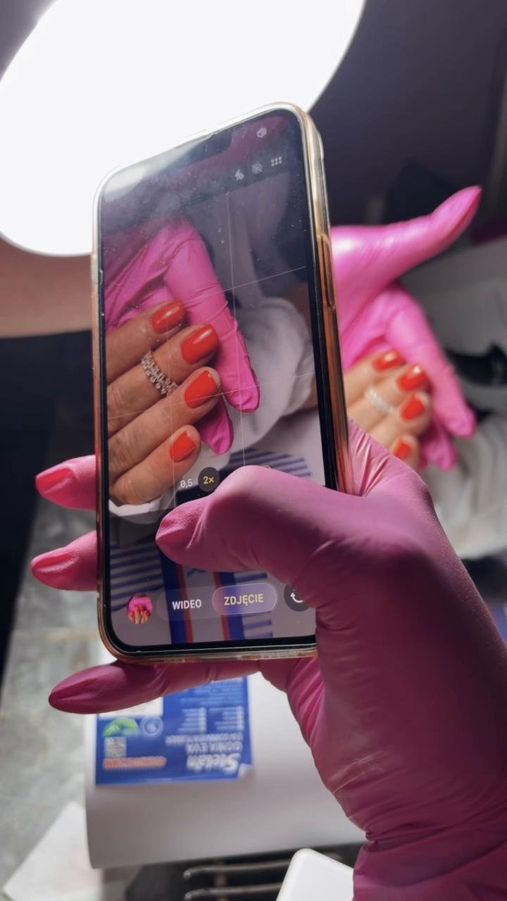 @Dumi Dumis nails