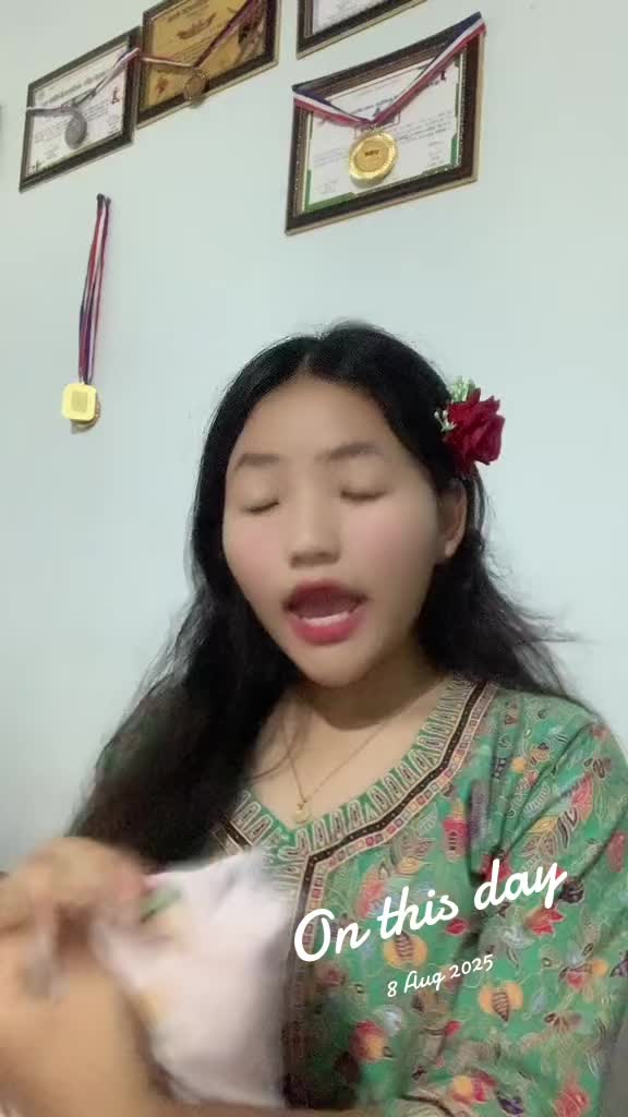 @mira pradhan🌼