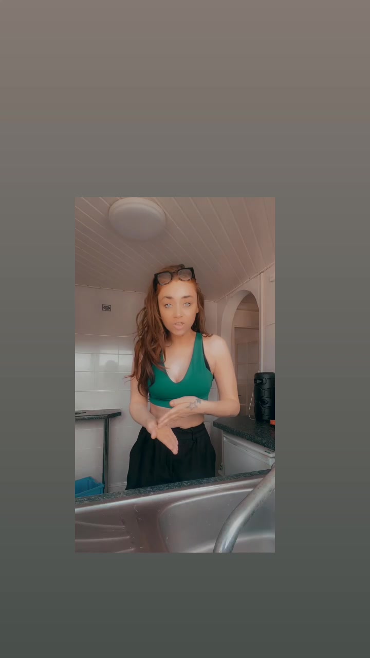 @Ashlyx