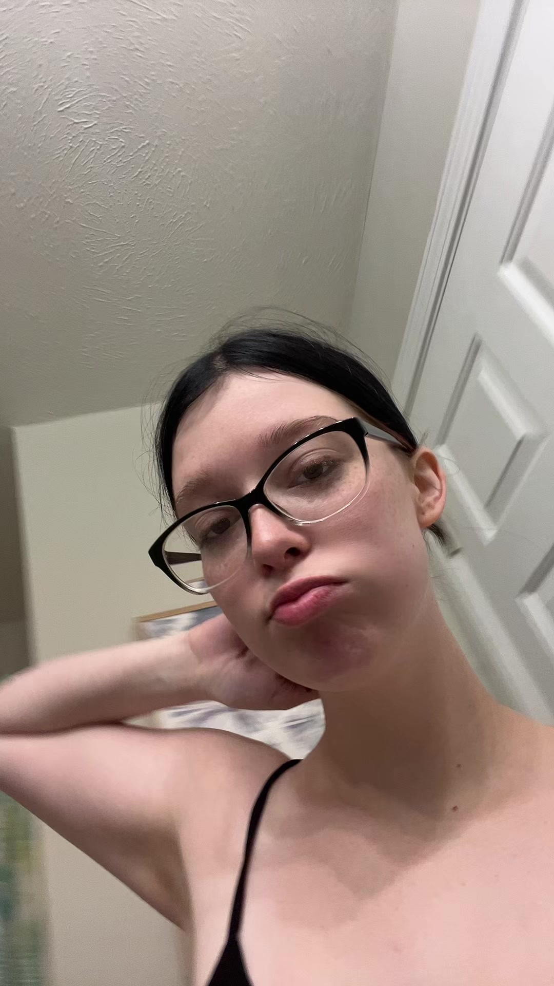@milfsanonymous06