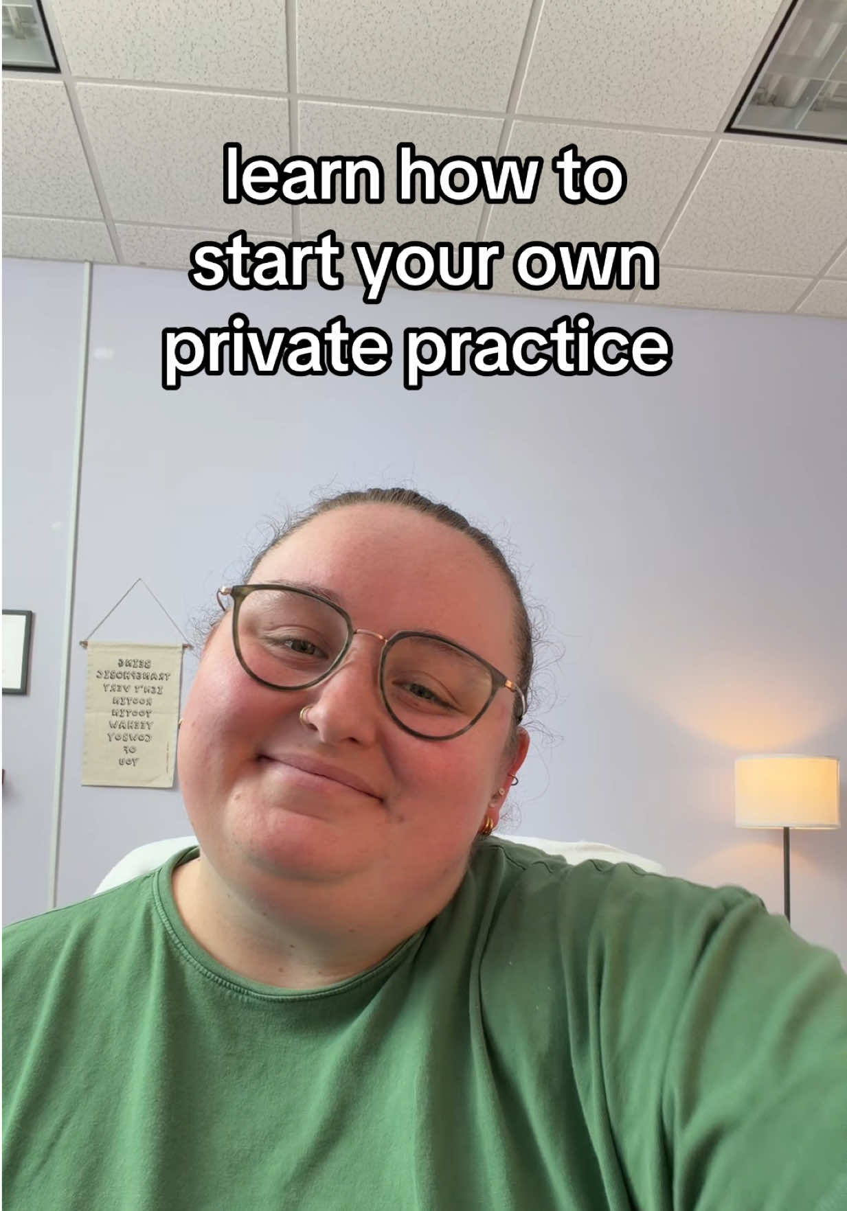 @Liz, LCSW - Chill Therapist ๐