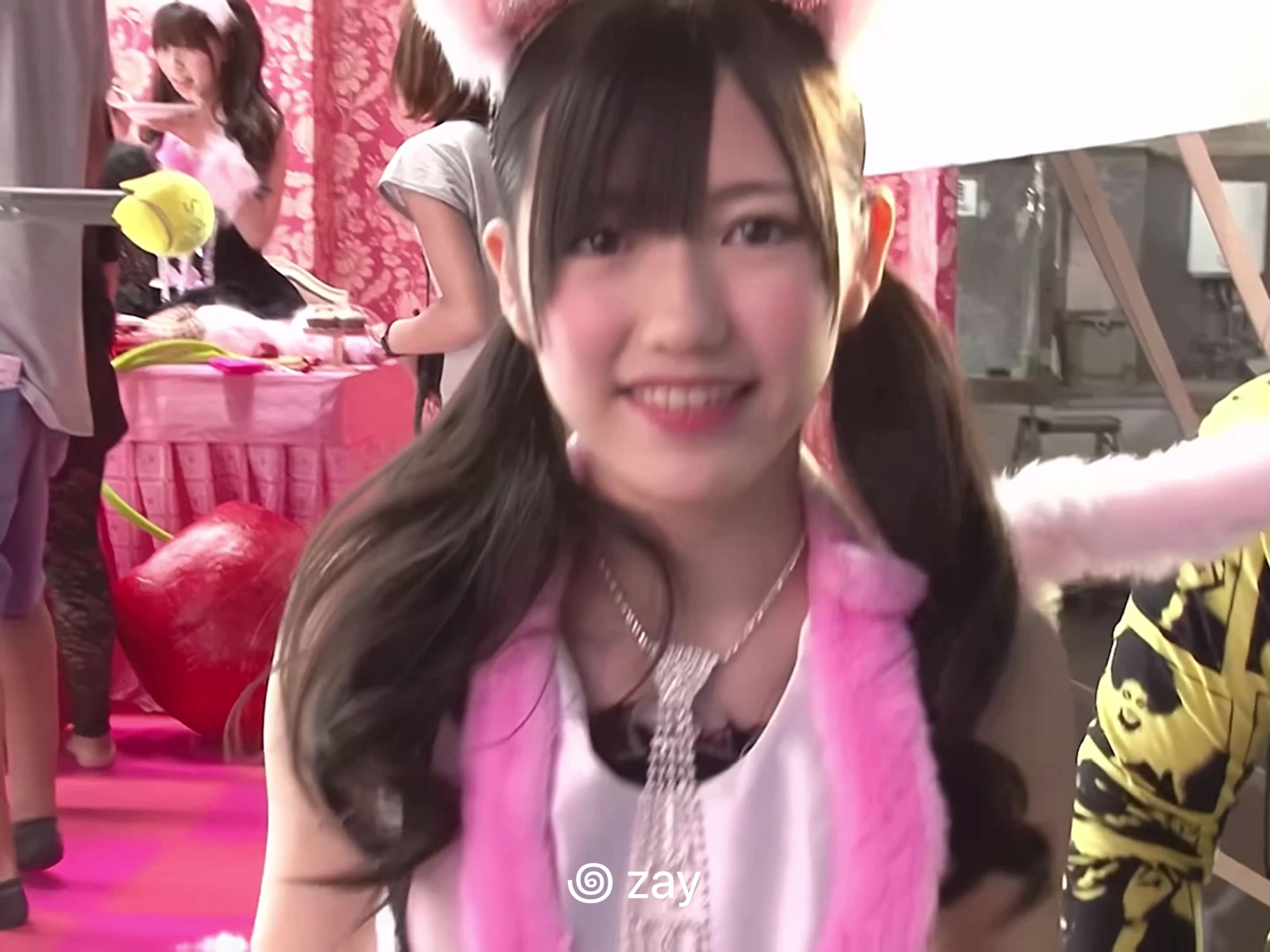 @꩜ zay