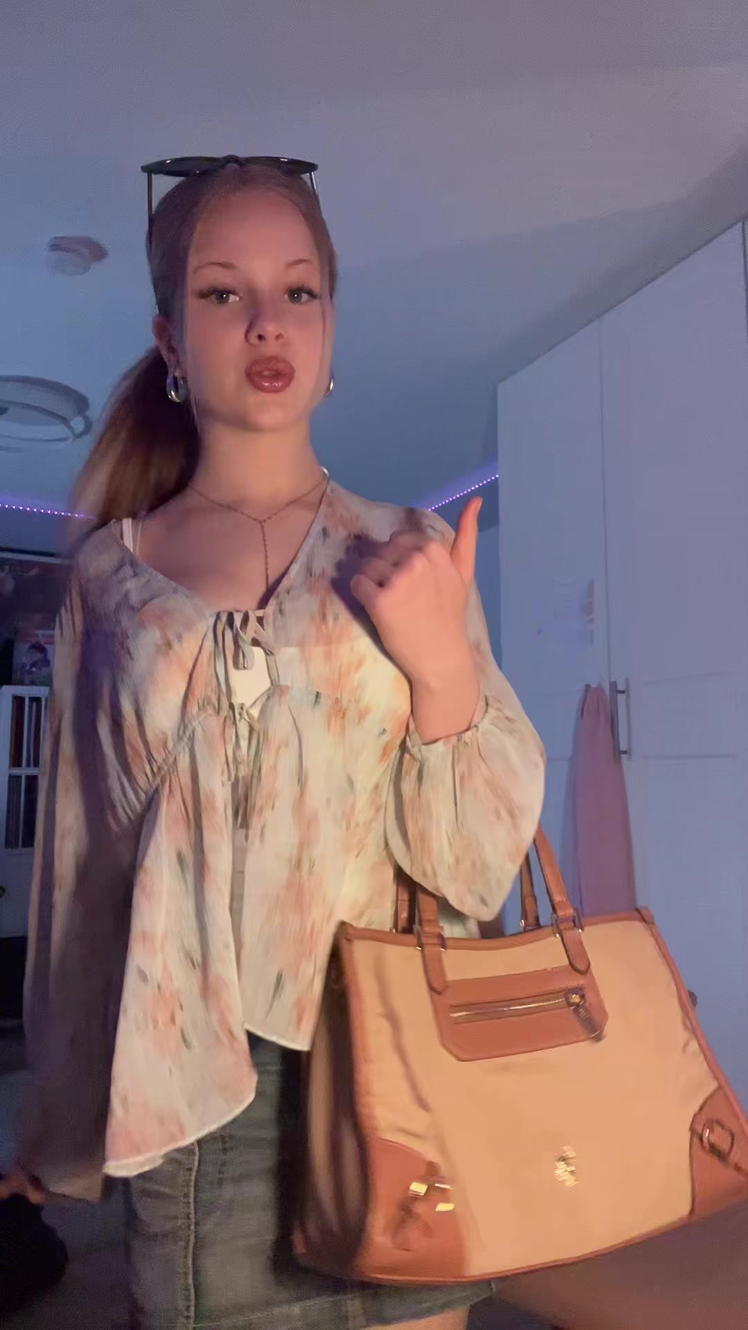 @Laura