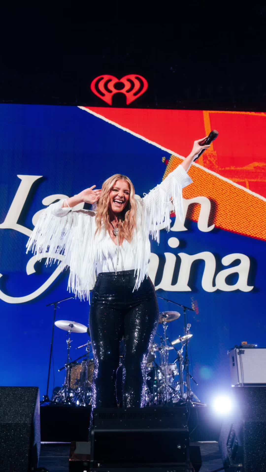 @Lauren Alaina