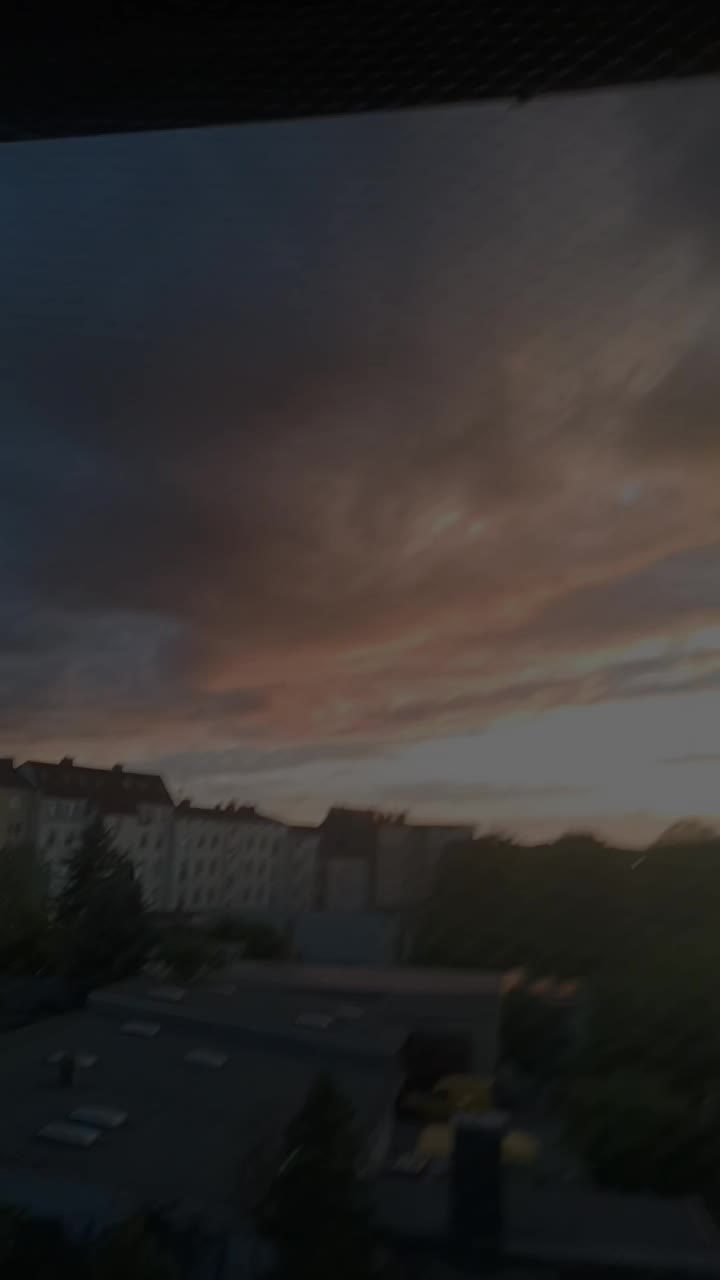 @deutscher 🖤🤍❤️