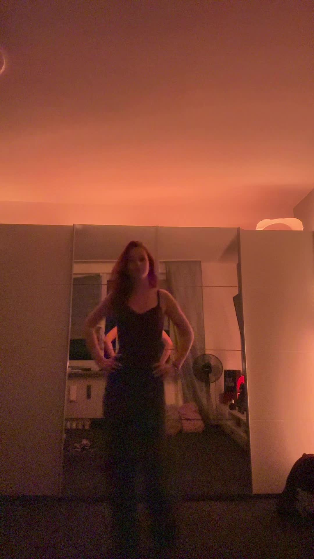 @🤨