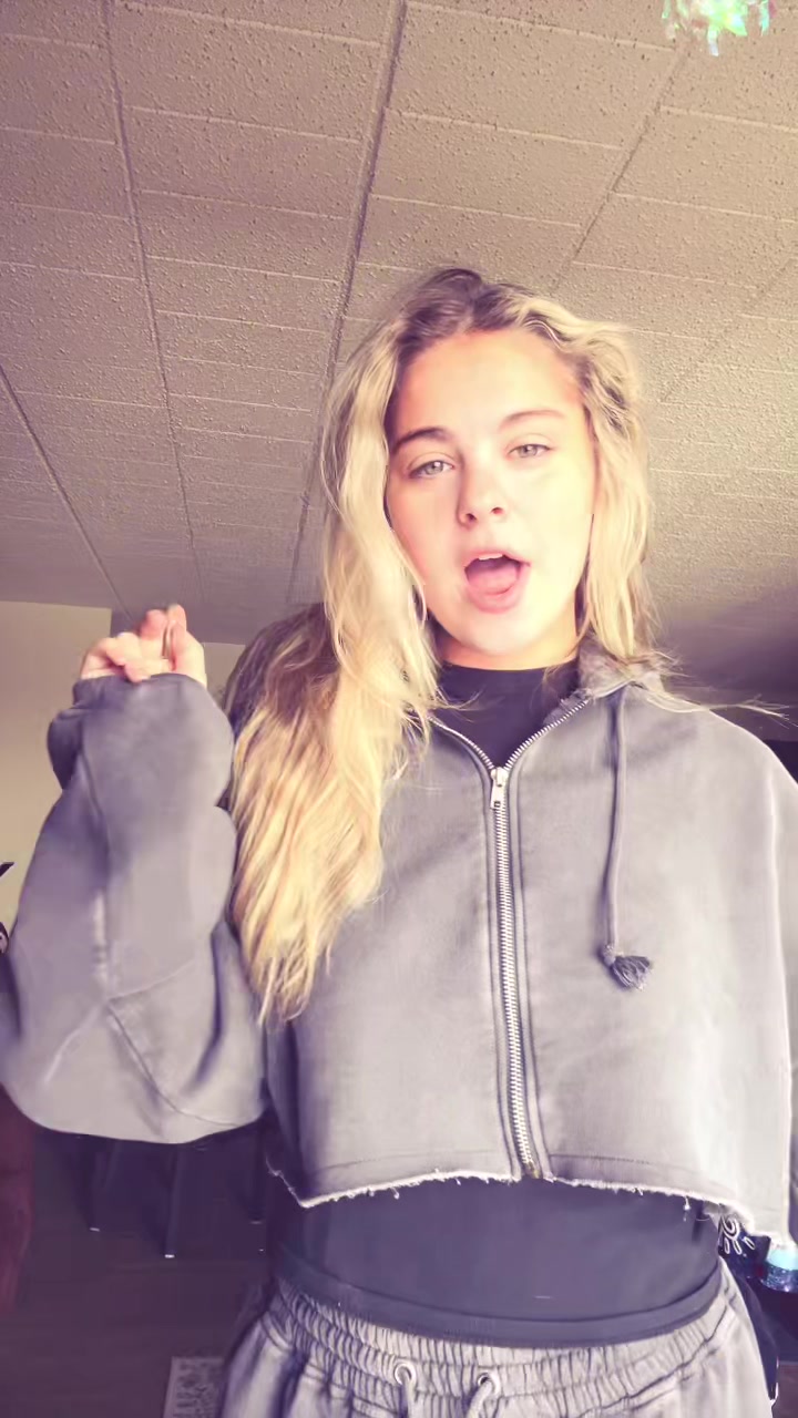 @maya🤗😁🥰😋