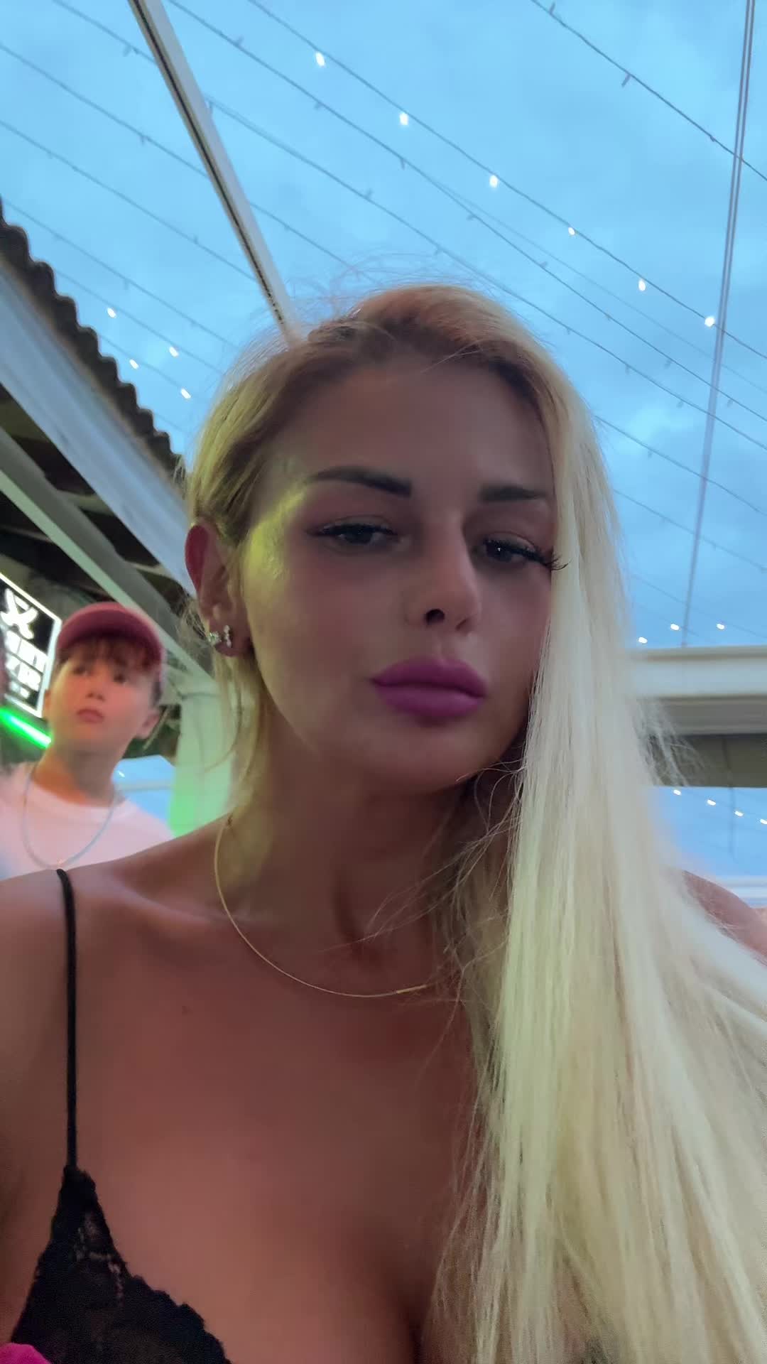 @Niconicoleta08