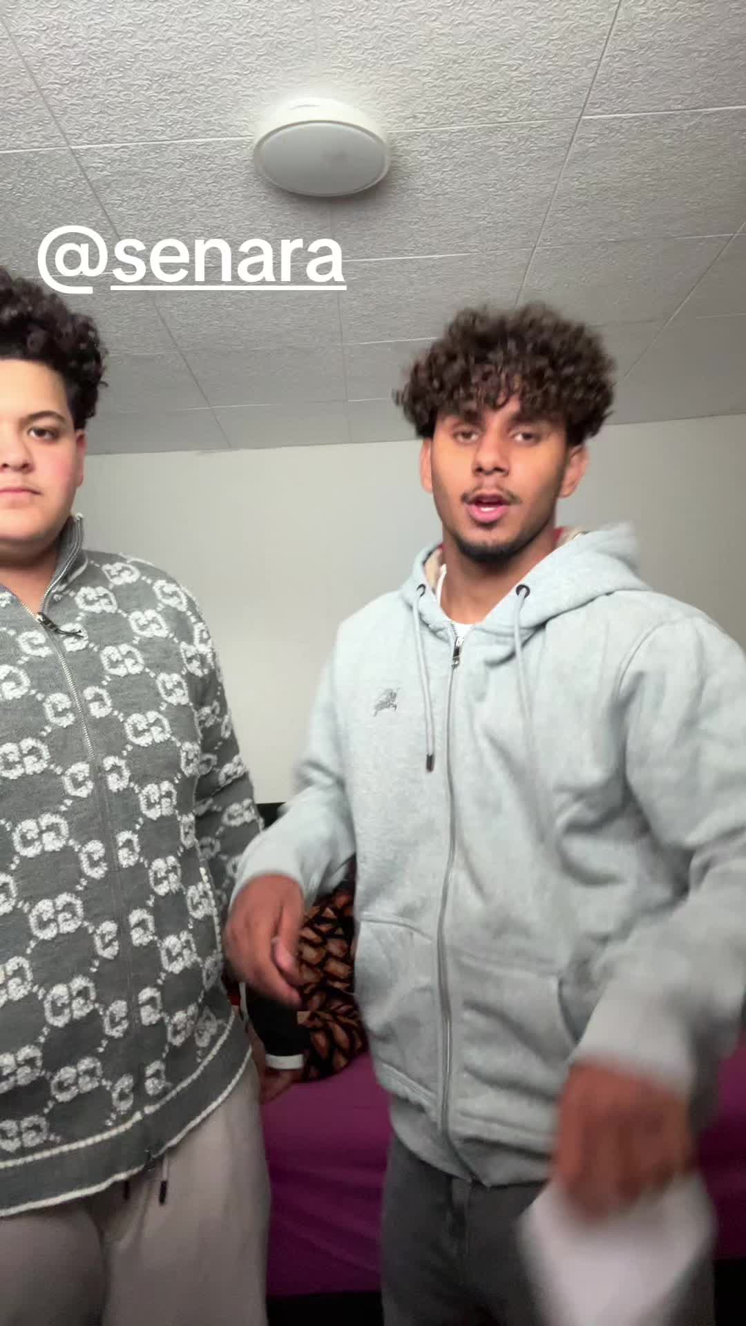 @𝒩𝒶𝒾𝓂🦍