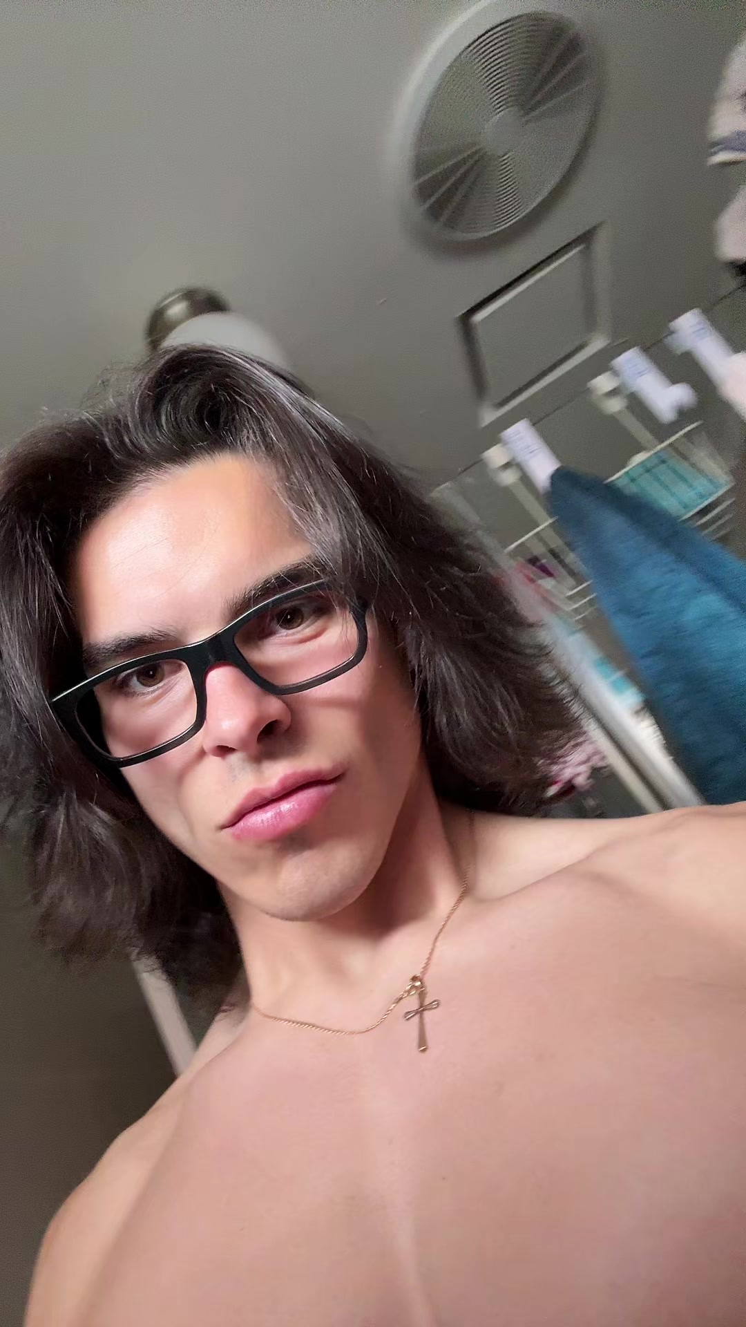 @EnikSuxks