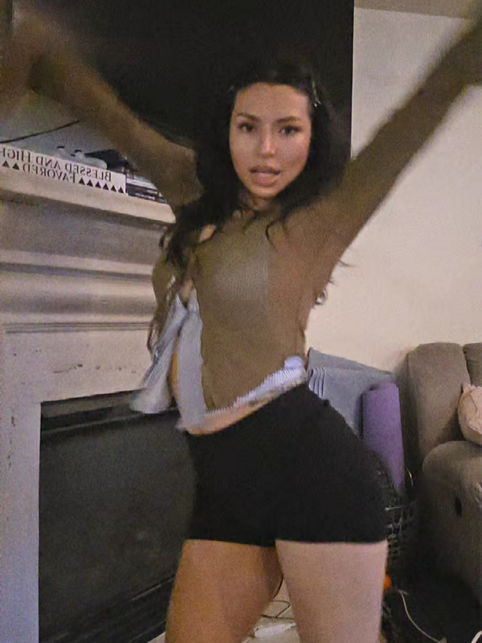 @karina