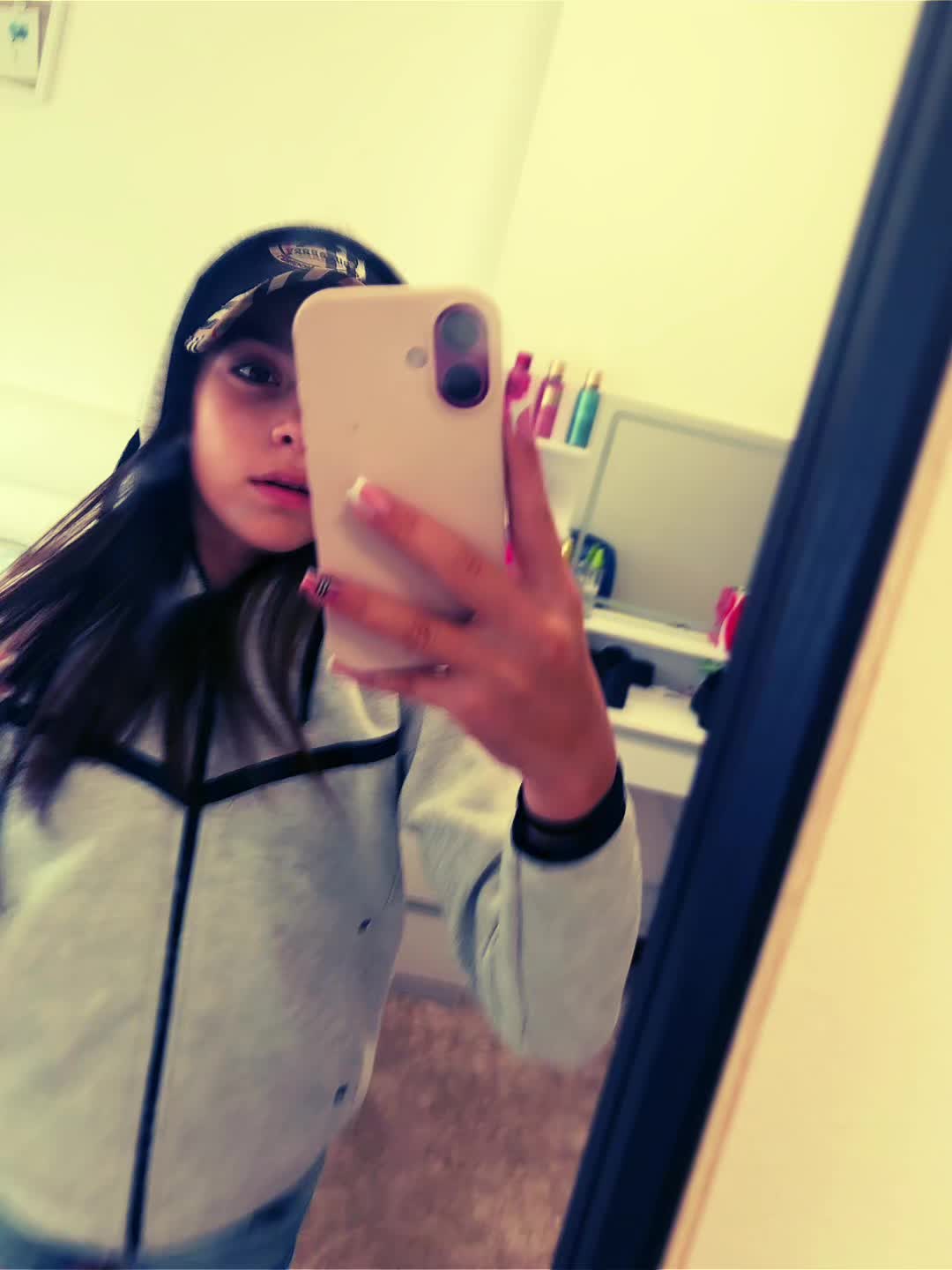@𝟏𝟕