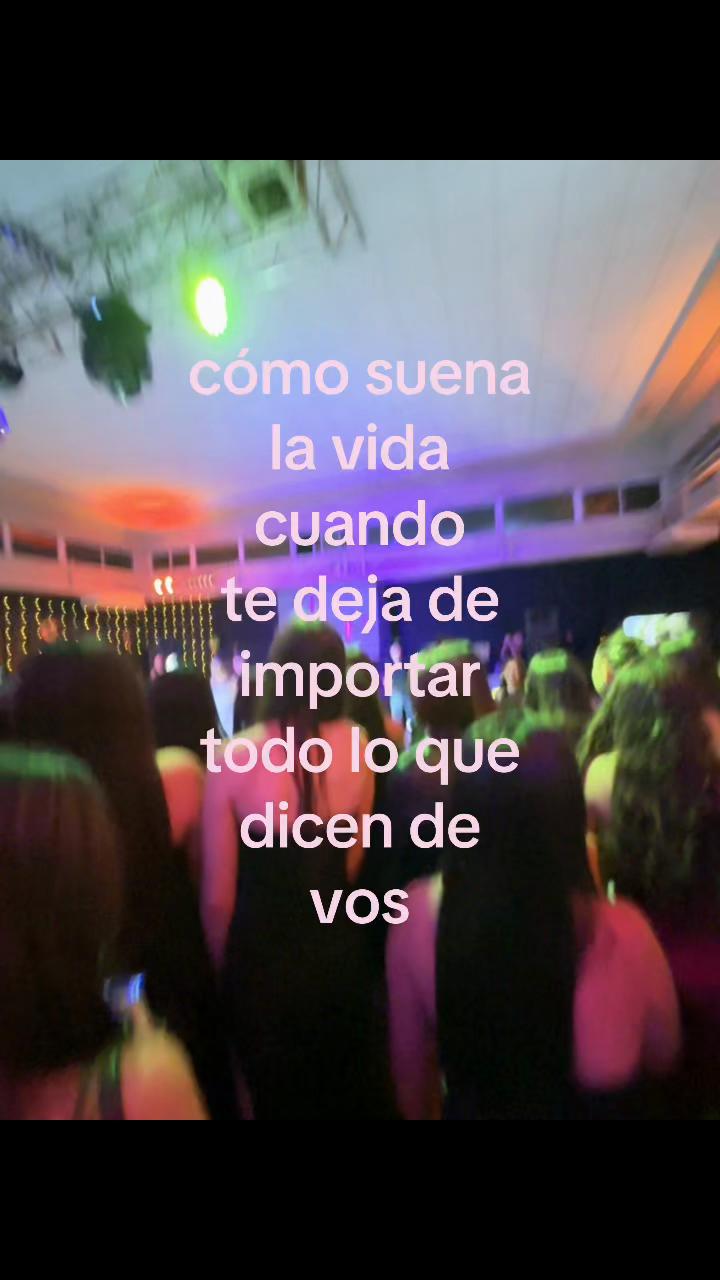 @isabeeeella