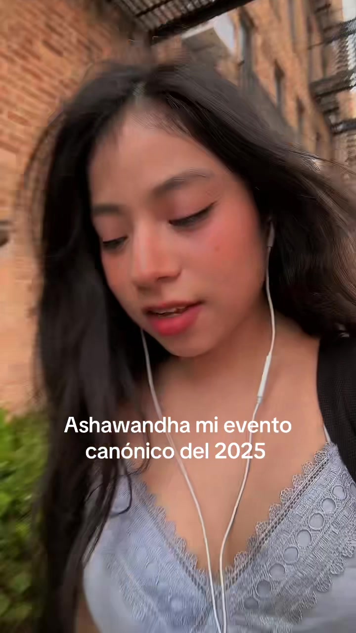 @Luna