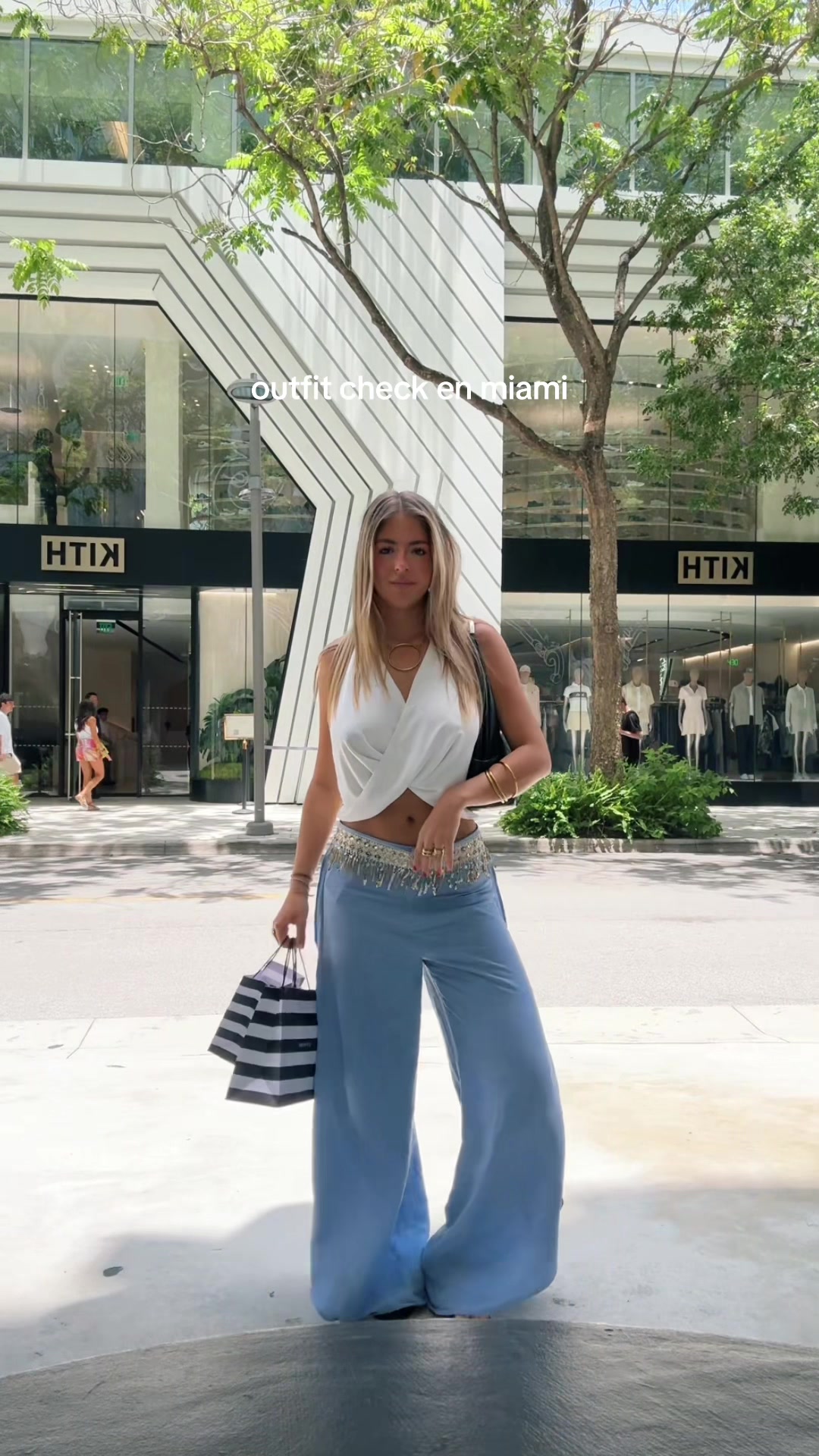 @karmons_