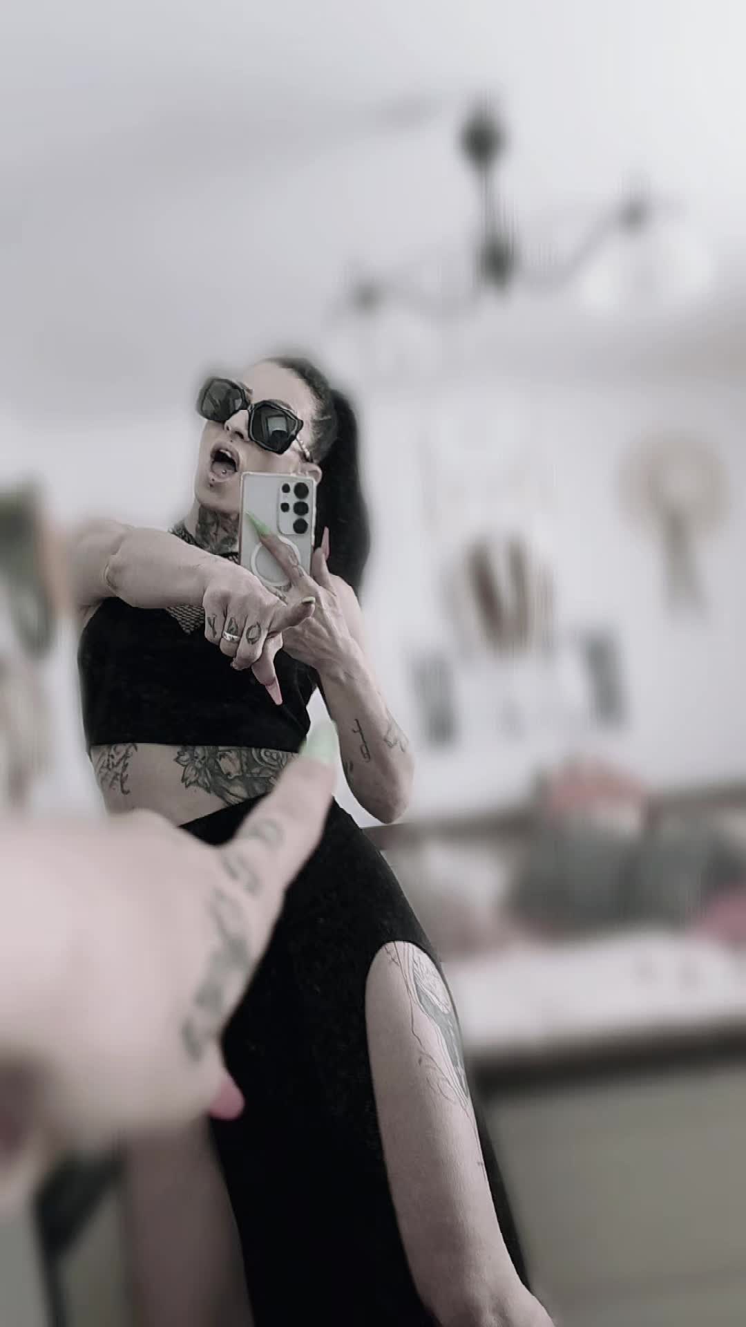 @🖤Lady Kalaschnikov🖤