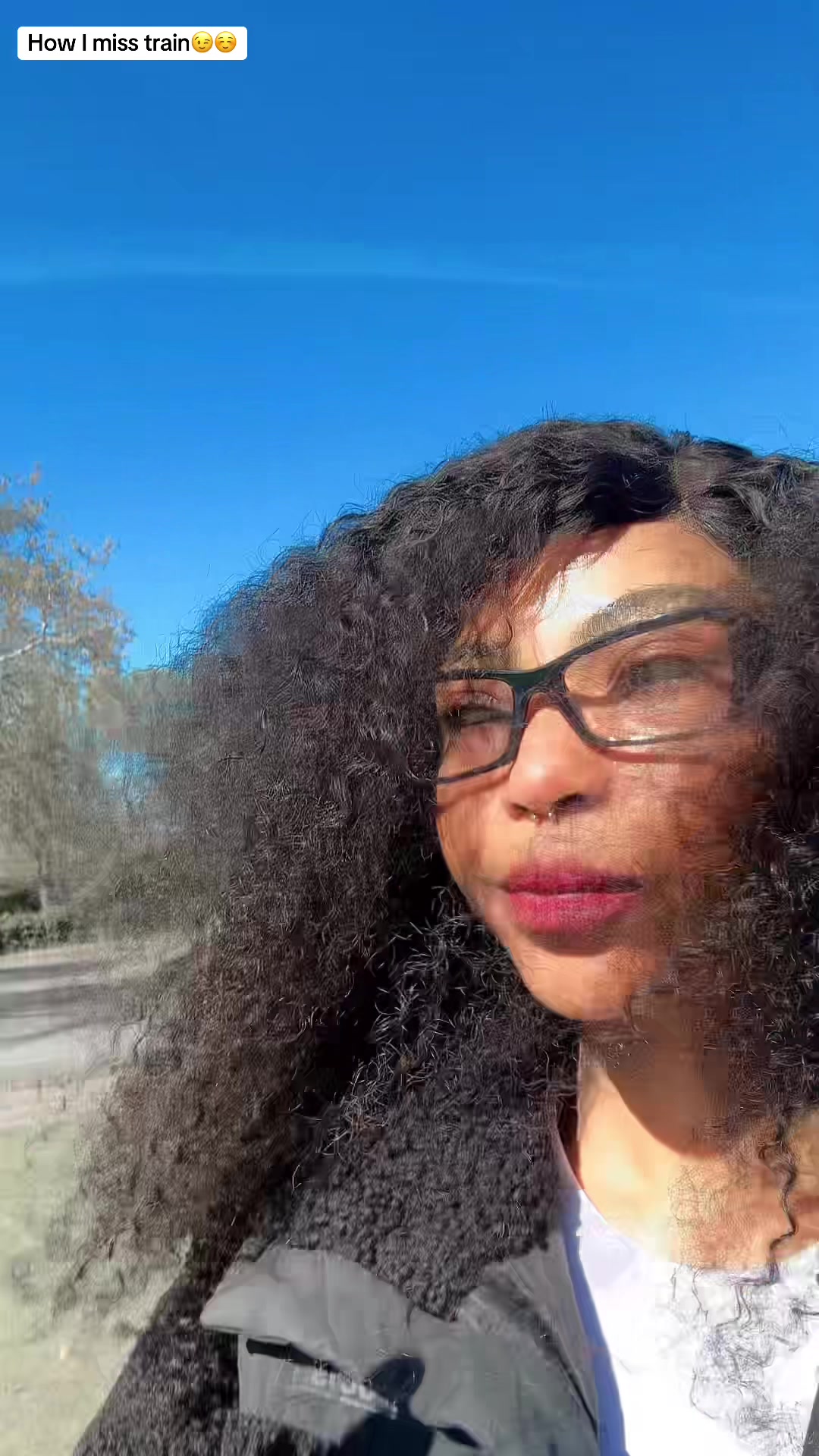 @Queen_lizzyb12 👸🦋🛍