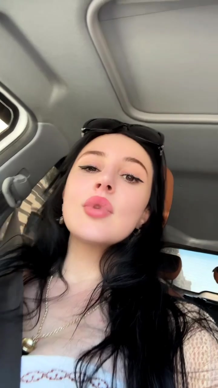 @julia_baku05