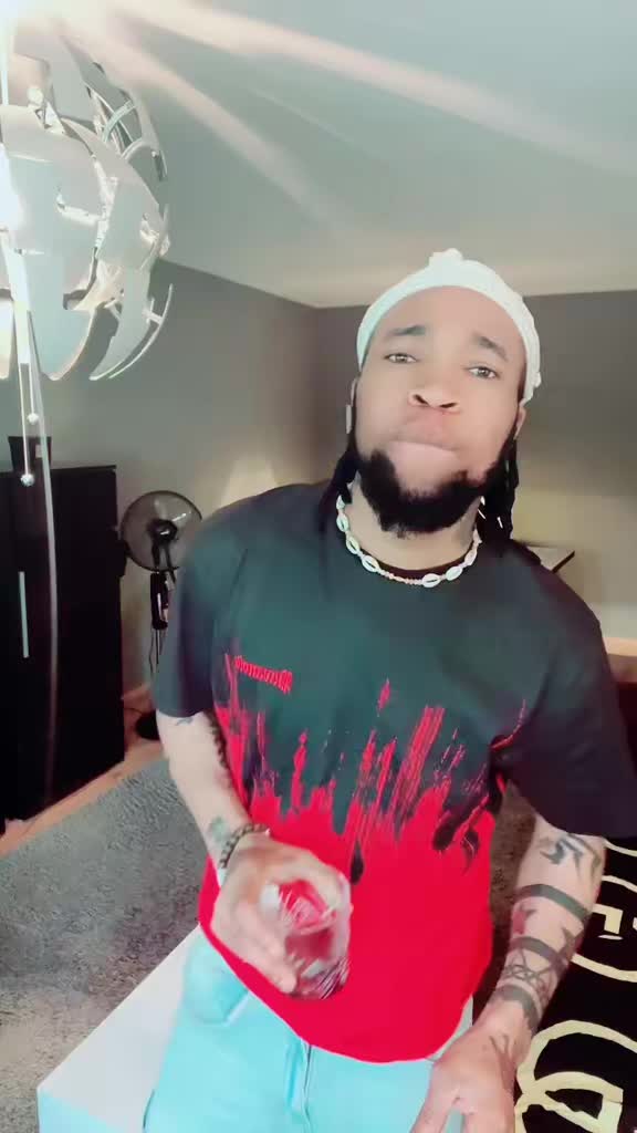 @Juju👹