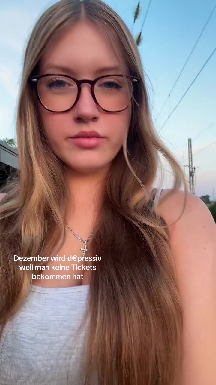 @Angelina