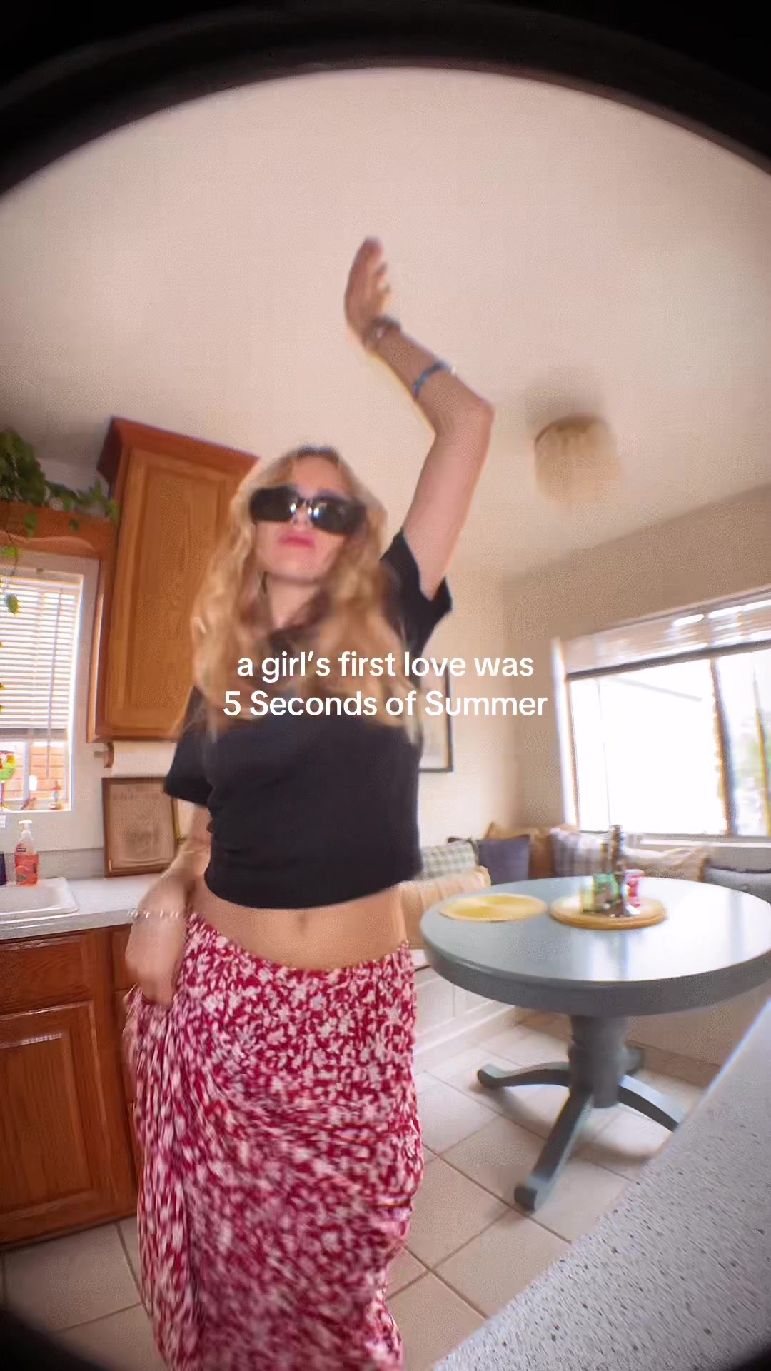 @kelseykinch