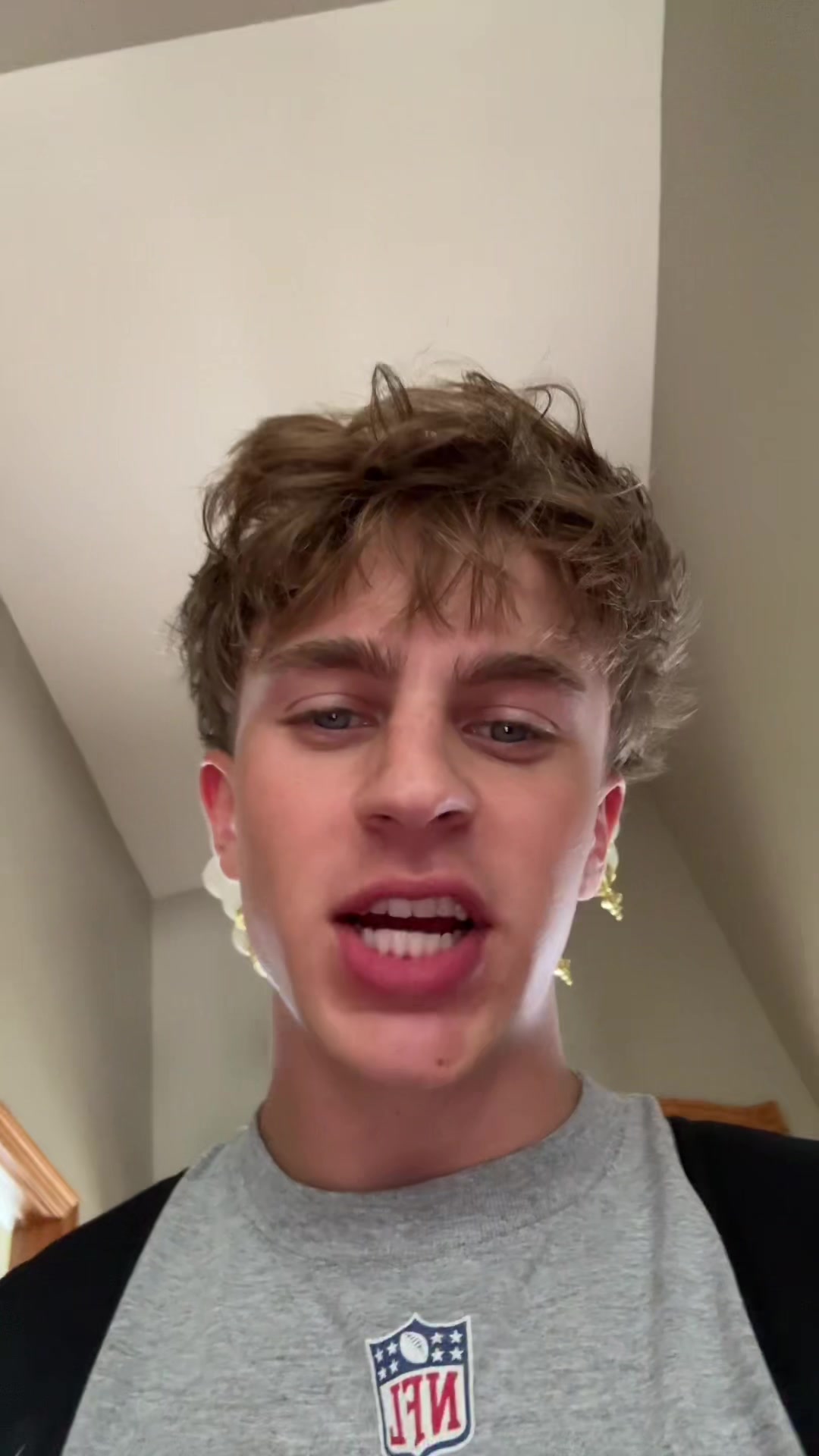 @logm4r