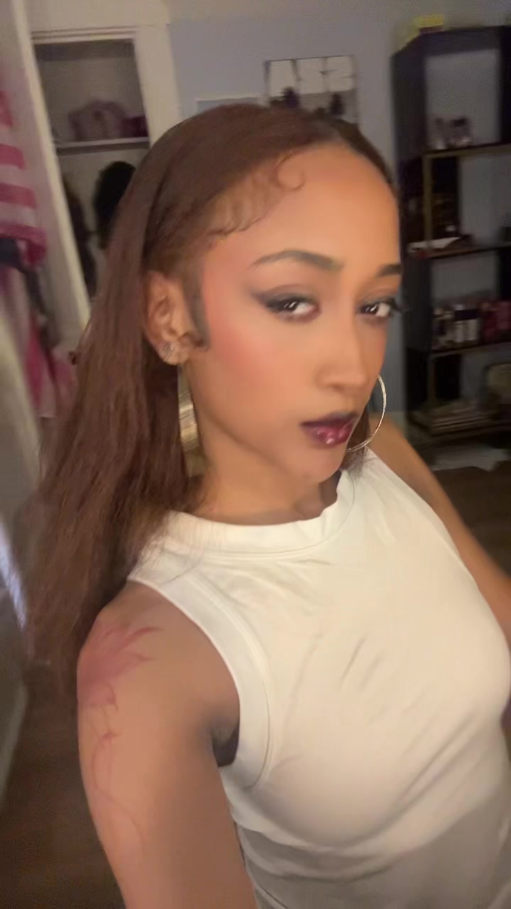 @Neli&trade;️