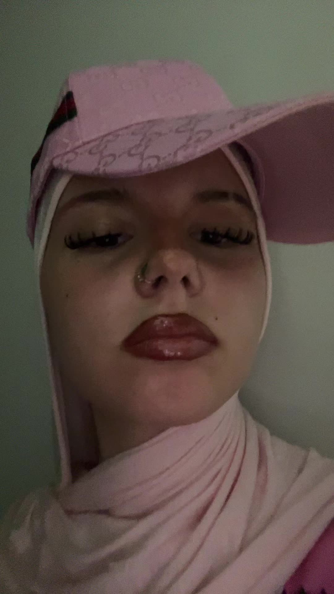 @๐ฌ๐๐๐๐