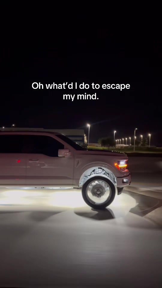 @𝓑𝓻𝓸𝓭𝔂💫