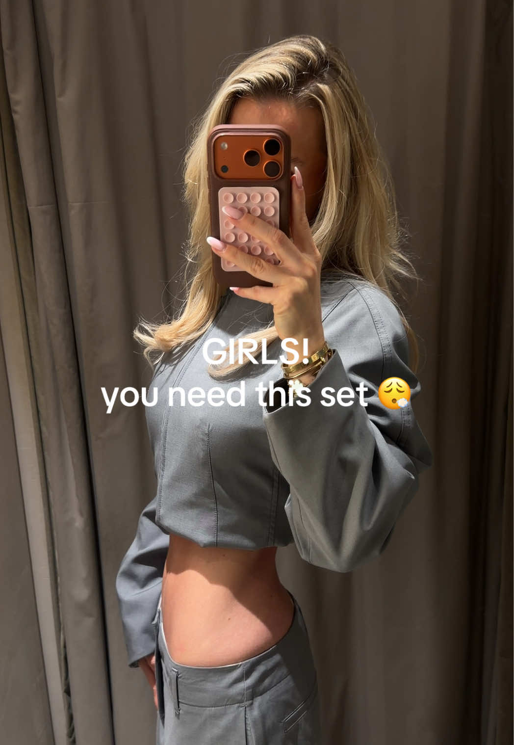 @VALERIA