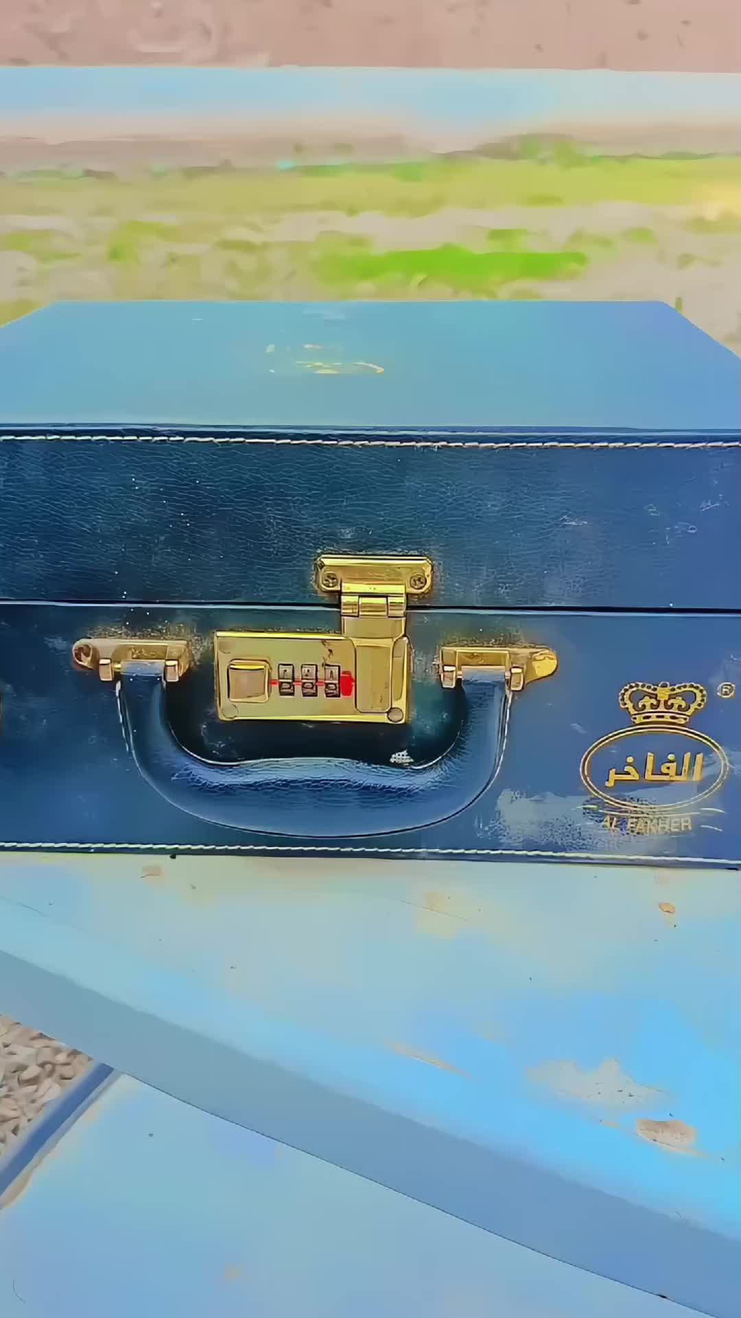 @عمر آفریدی
