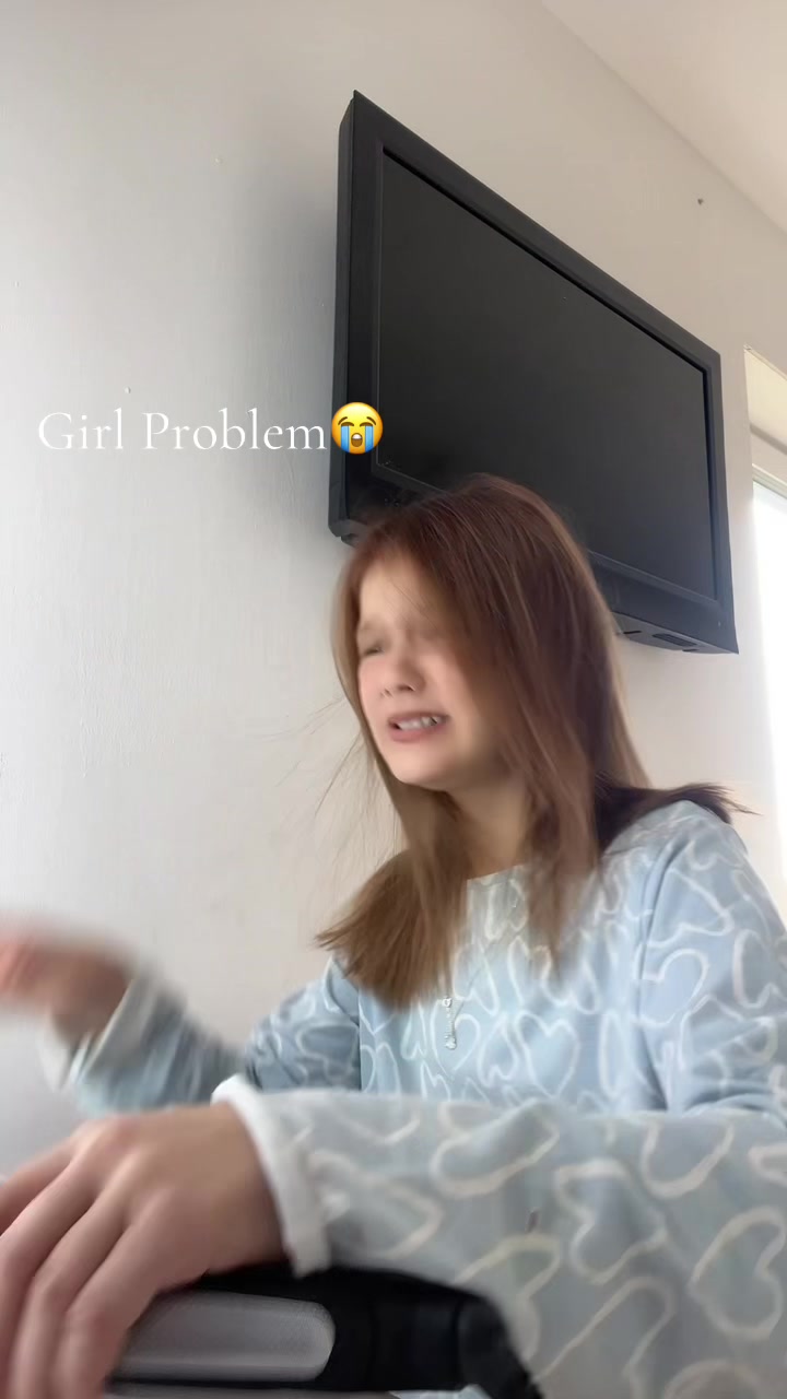 @J🙈
