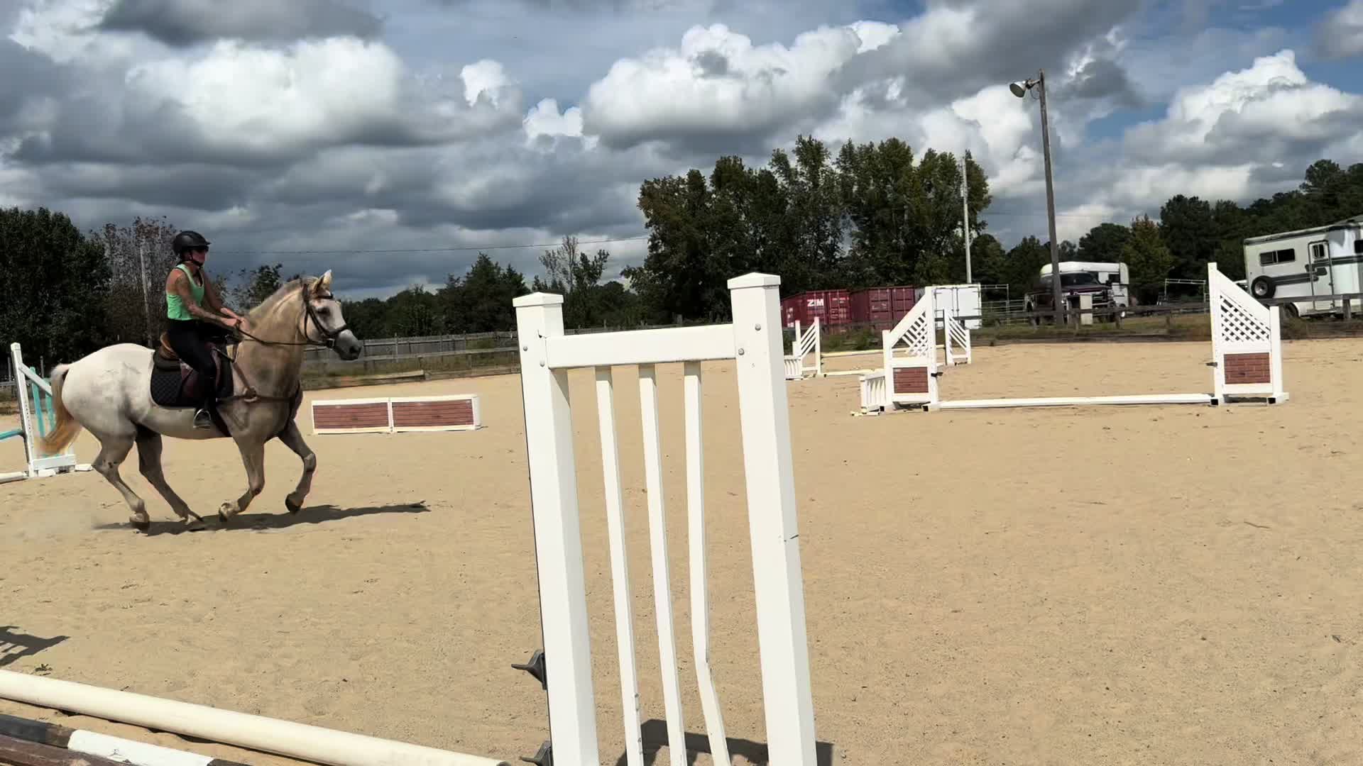 @hayjulien