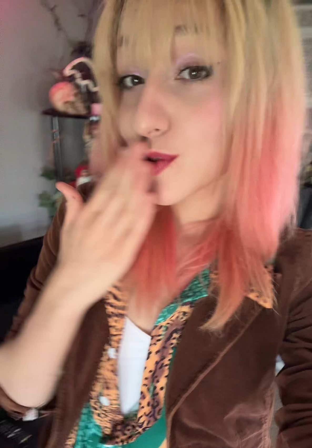 @notbakedtiara
