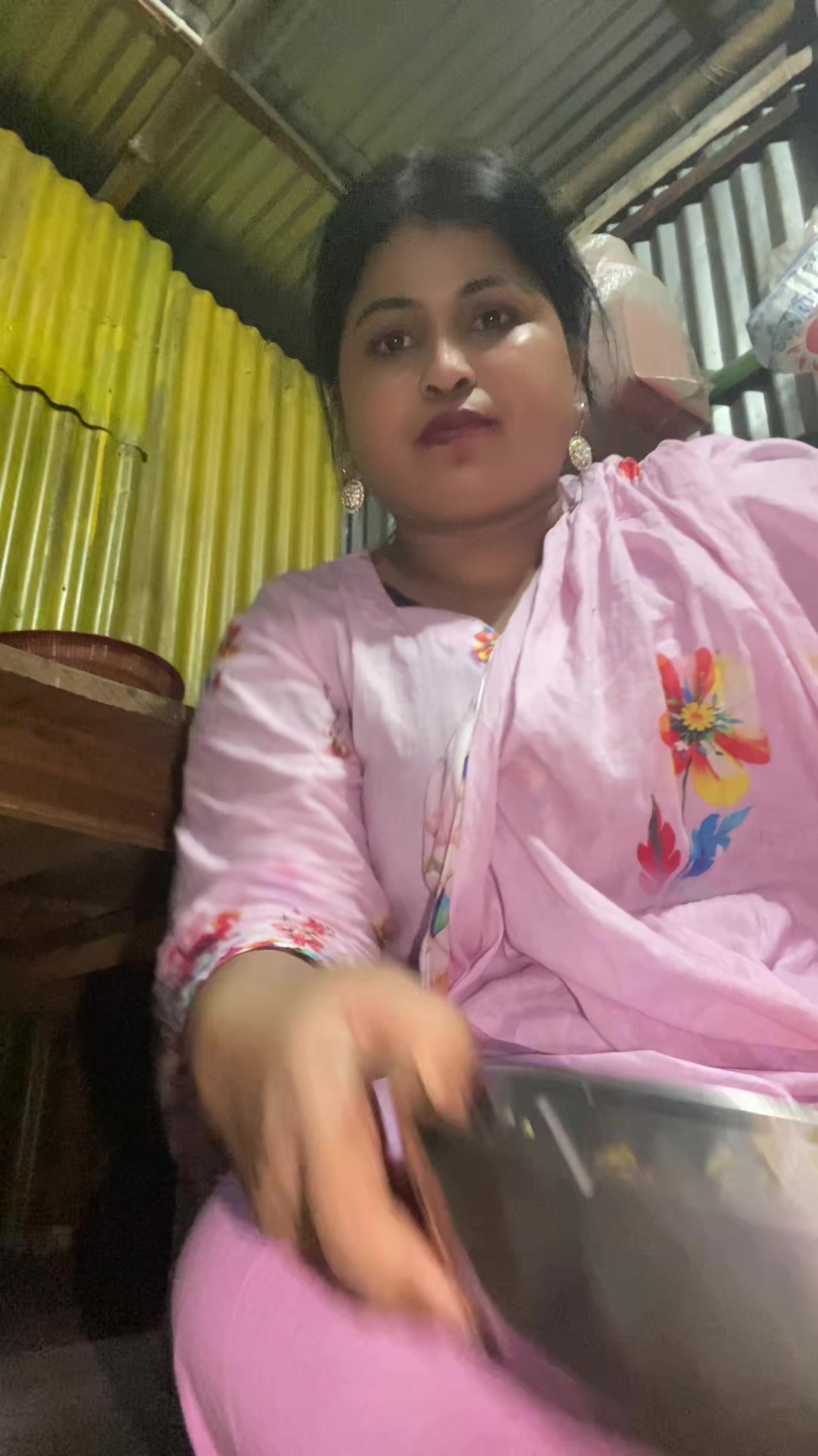 @Sharmin Shila cream apa💎