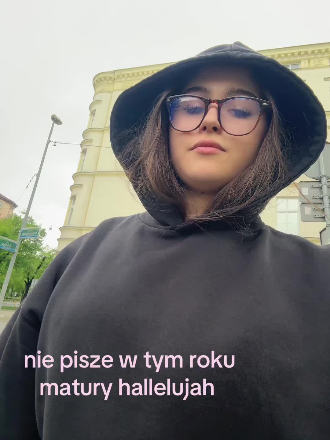 @napewnoniewisniewska
