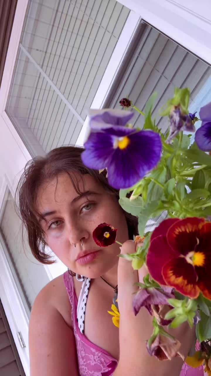 @graceless.eyes