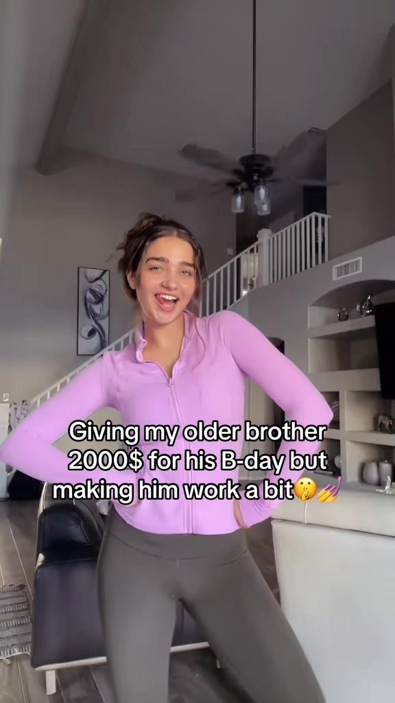 @Lala