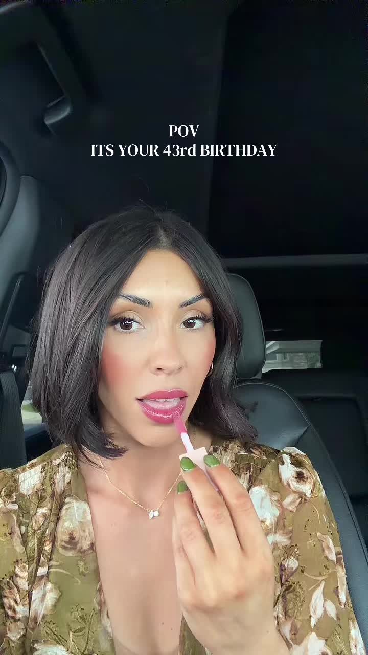 @Erykah Tuakimoana