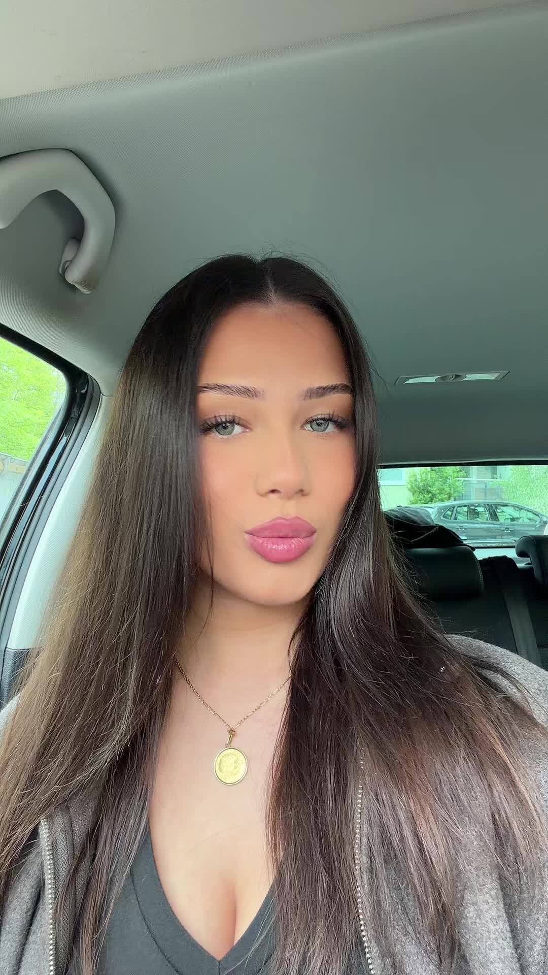 @elina