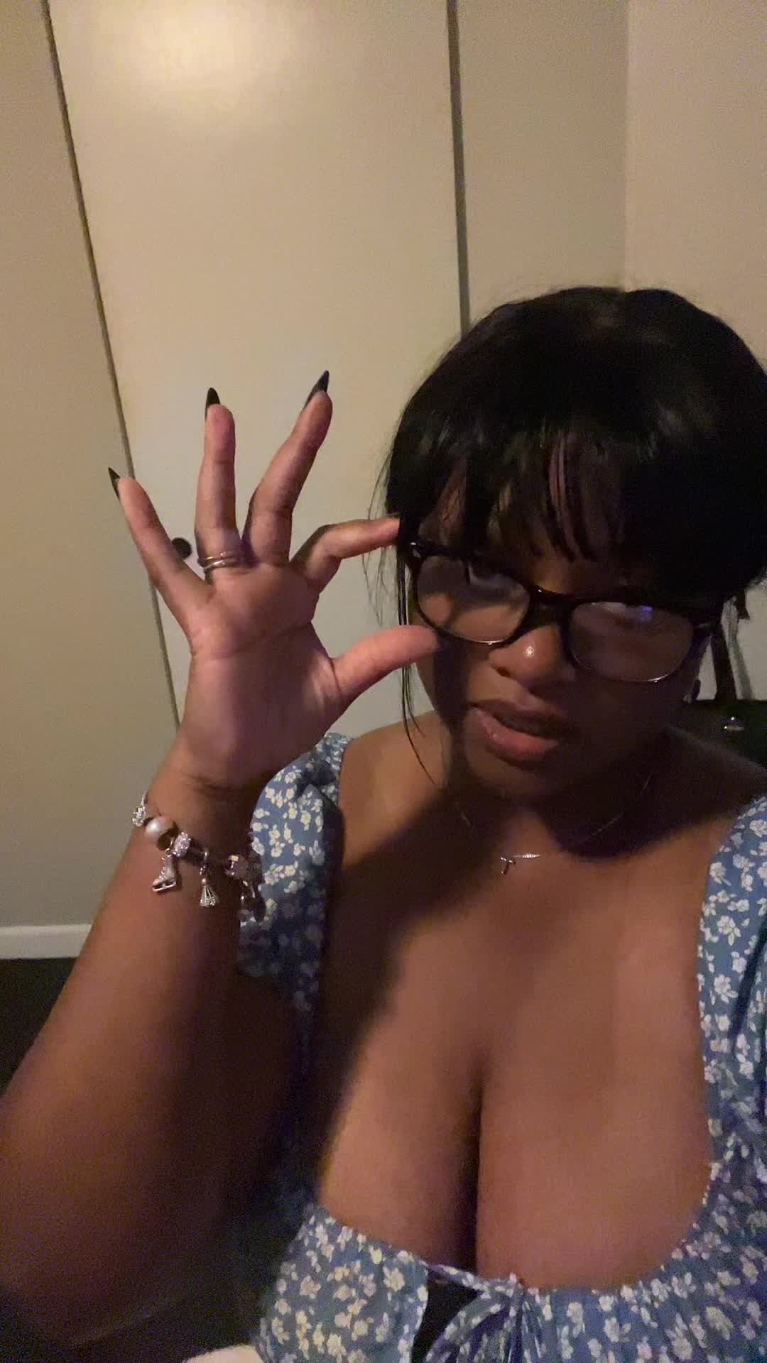 @RAVENEG🌸🪽✨